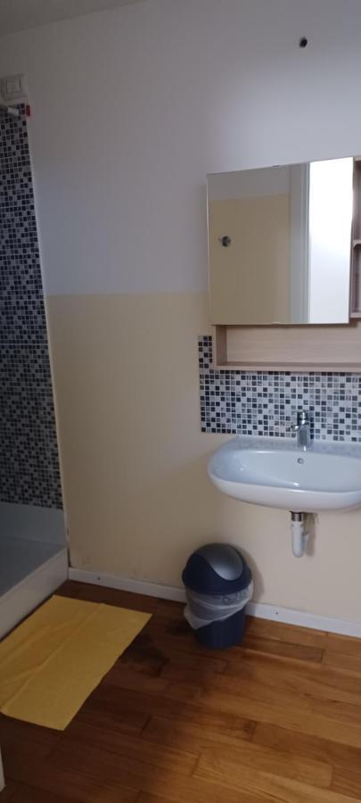 Como 3 B&B Luaran gambar