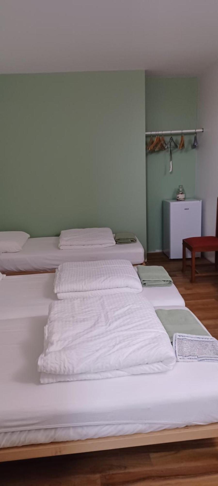 Como 3 B&B Luaran gambar